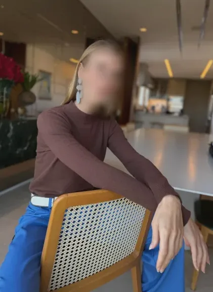 Angelika, 39