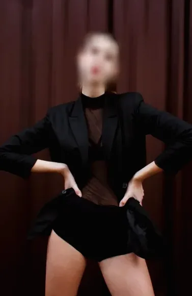 Barbara, 31