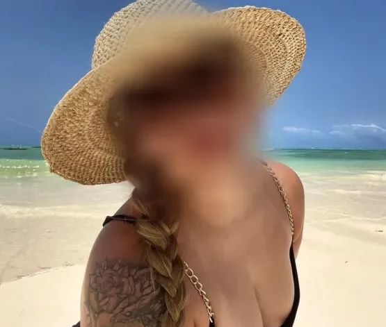 Hannah, 20