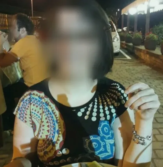 Ingrid, 32