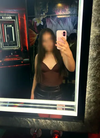 Jana, 18