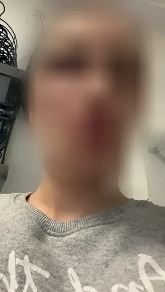 Karin, 29
