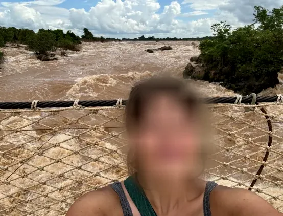 Larissa, 34