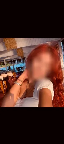 Merve, 19