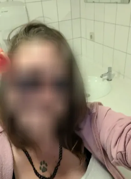 Patricia, 33