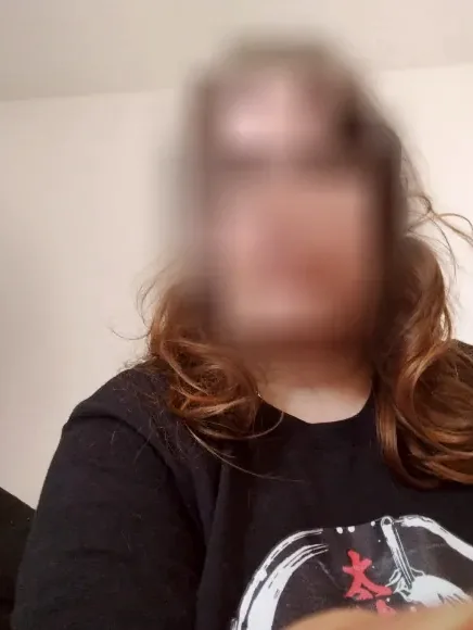 Paula, 38