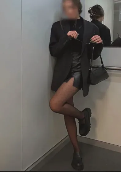 Valerie, 24