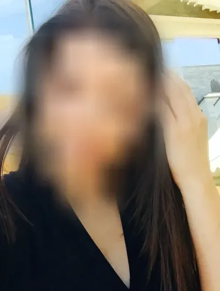 Zeynep, 35